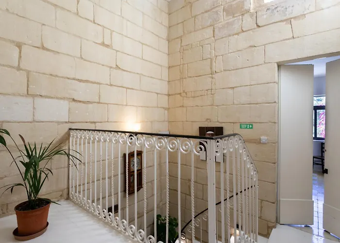 Cosy 3br Maltese Townhouse - Close To Valletta By Isola360 * Luqa