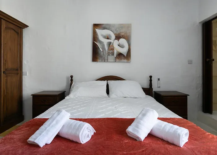 Casa de Férias Cosy 3br Maltese Townhouse - Close To Valletta By Isola360