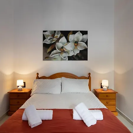 Cosy 3br Maltese Townhouse - Close To Valletta By Isola360