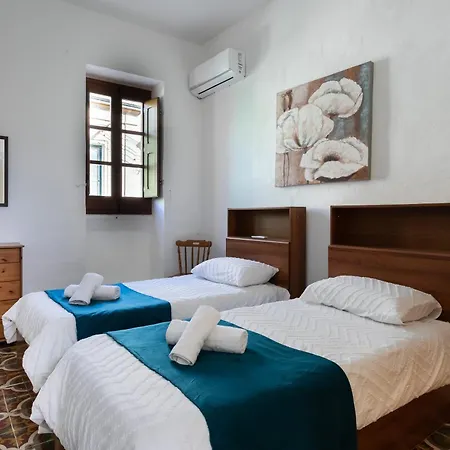 Vakantiehuis Cosy 3br Maltese Townhouse - Close To Valletta By Isola360 *