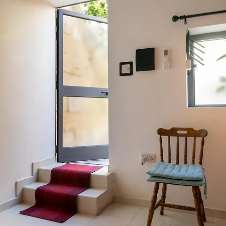 Cosy 3br Maltese Townhouse - Close To Valletta By Isola360 Holiday home Luqa